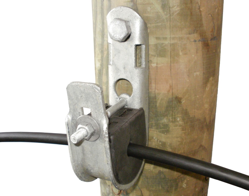 Крепление хомутом(пластина CS, крюк BQC12x50,две ленты 20 мм и два замка)